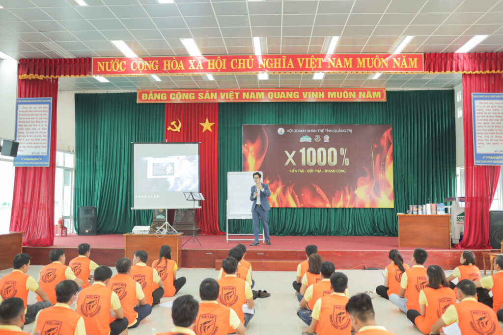 Khóa đào tạo ứng dụng AI nâng cao hiệu suất doanh nghiệp